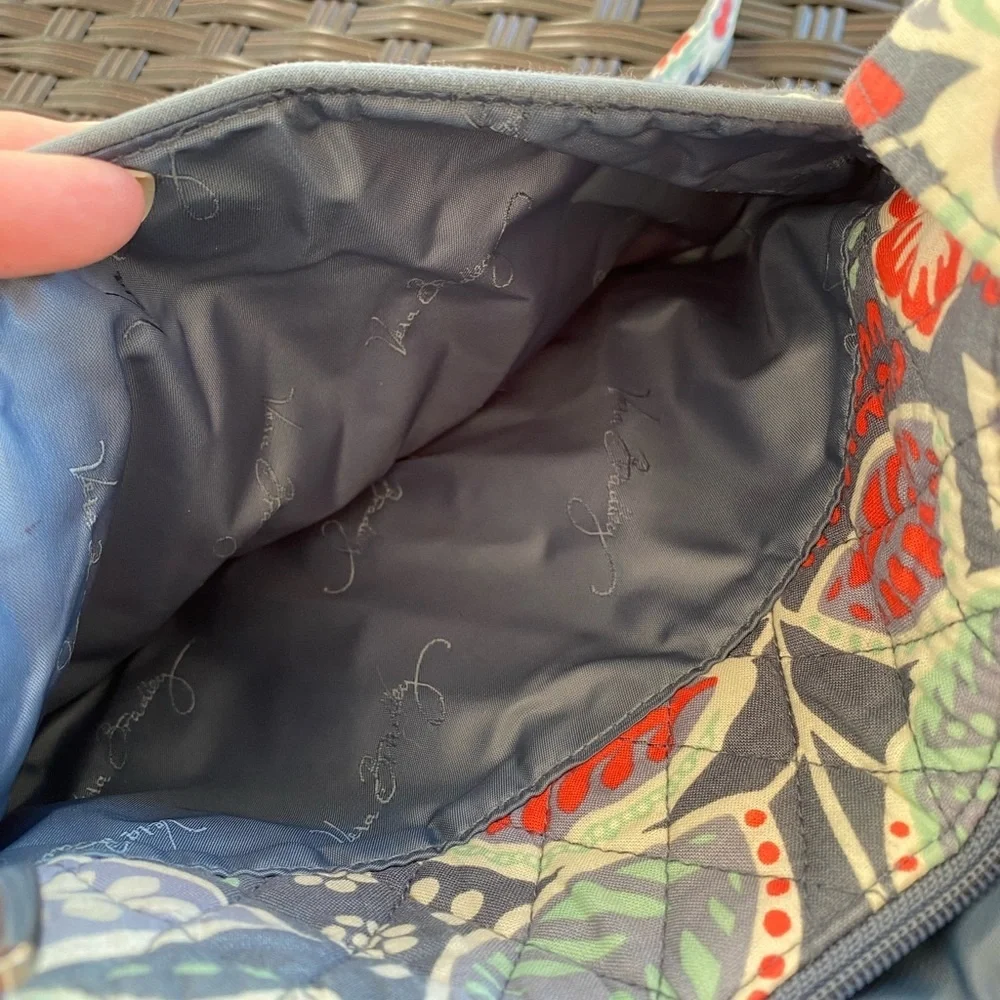 Vera Bradley Retired Nomadic Floral Little Hipster Crossbody - Picture 6 of 11